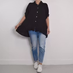 Kort linneskjorta med Volang SVART