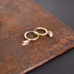 Örhänge Noemi GULD - Veramé