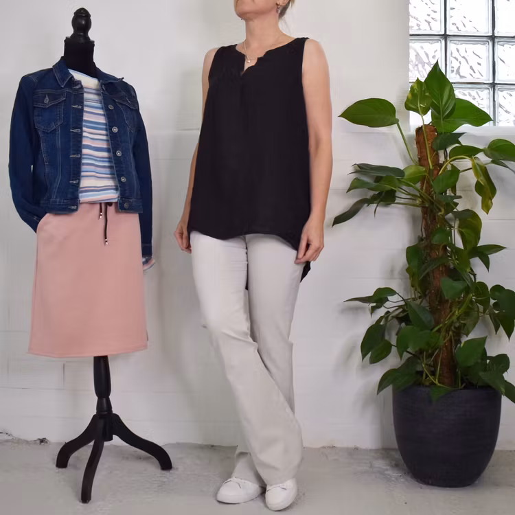 Linne/Ärmlös topp SVART