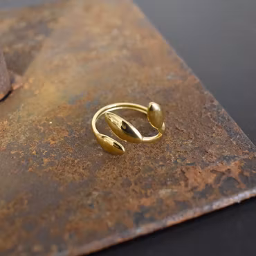 Ring Bea GULD - The Moshi