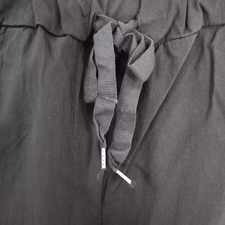 Stretchig Kjol Märta SVART - Mix By Heart