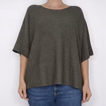 Finstickad Ponchotröja Nessa ARMY - Mix By Heart