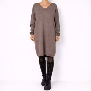 Finstickad klänning V-ringad TAUPE