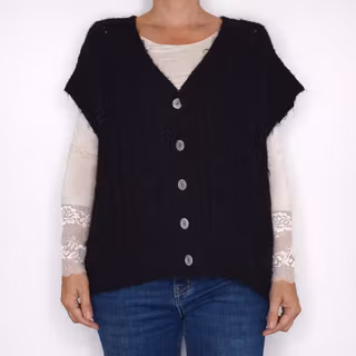 Kabelstickad Kofta SVART