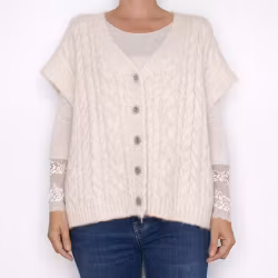 Kabelstickad Kofta ECRU