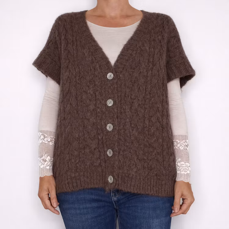 Kabelstickad Kofta CHOCOLAT