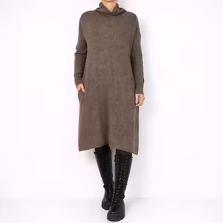 Stickad Klänning med Fickor MARRONE