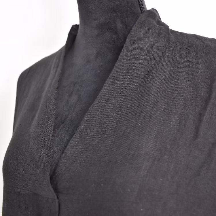 Linneklänning Loella SVART - Mix By Heart