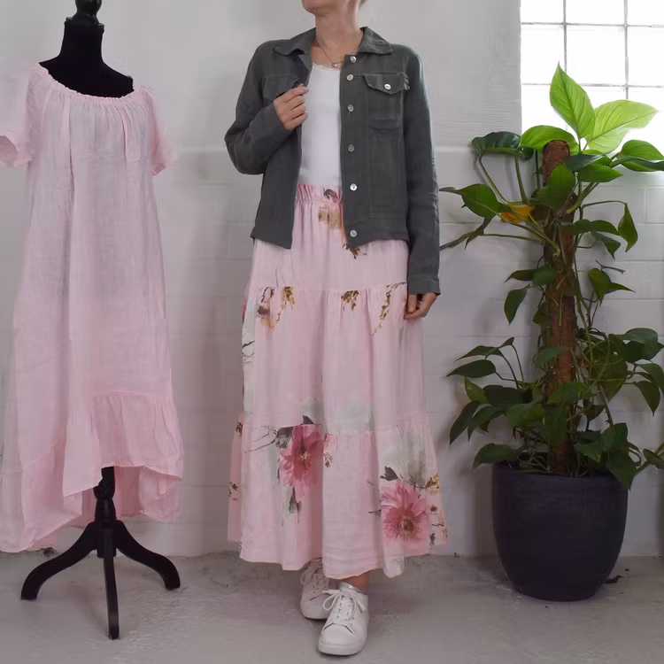 Linnekjol med volanger Blommig ROSA