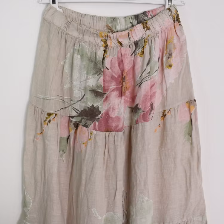 Linnekjol med volanger Blommig BEIGE