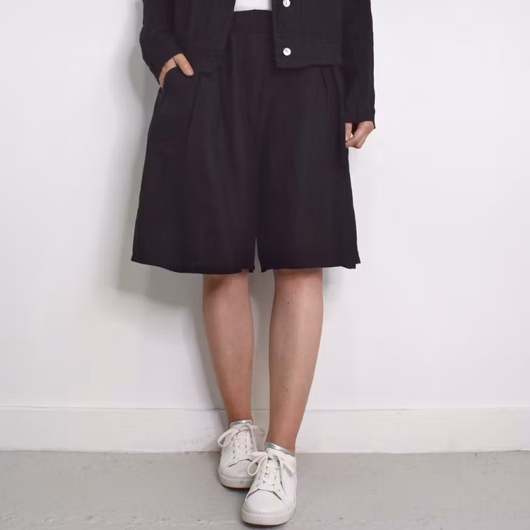 Linneshorts Fickor SVART
