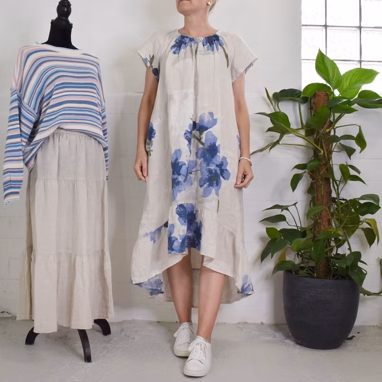 Linneklänning Volang Blommig BEIGE