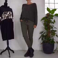 Stickad Tröja Anouk MILITARY - Marta du Chateau