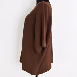 Finstickad Ponchotröja Sia BROWN - Marta du Chateau