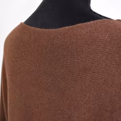 Finstickad Ponchotröja Sia BROWN - Marta du Chateau