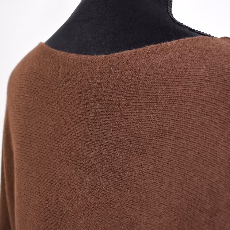 Finstickad Ponchotröja Sia BROWN - Marta du Chateau