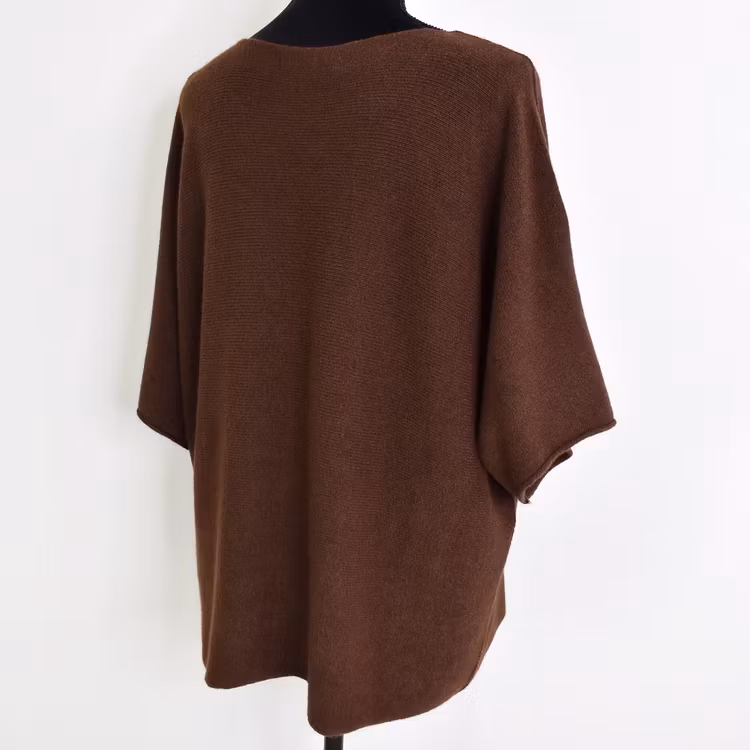 Finstickad Ponchotröja Sia BROWN - Marta du Chateau