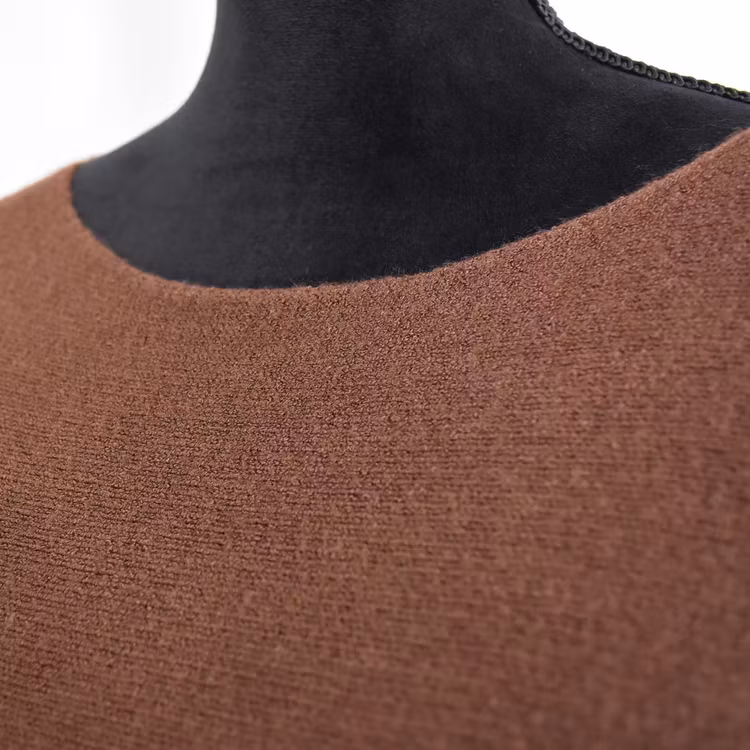 Finstickad Ponchotröja Sia BROWN - Marta du Chateau