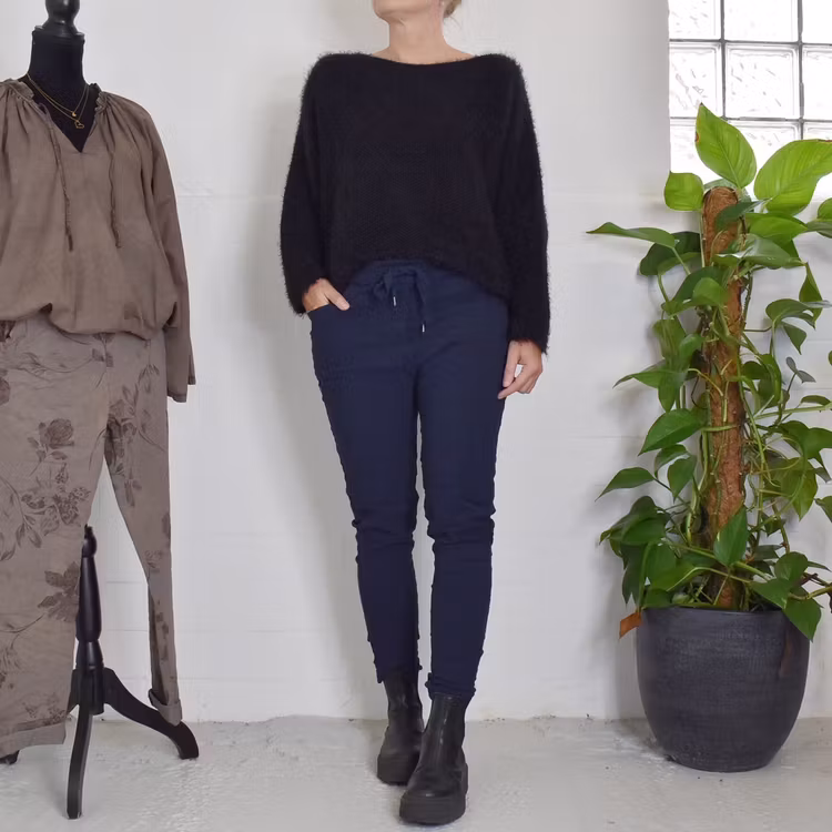 Stretchig Byxa Ellie MÖRKBLÅ