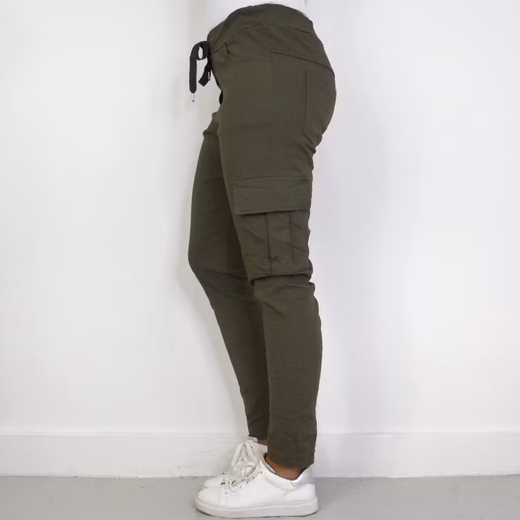 Stretchig Cargobyxa Siri MÖRK KAKI
