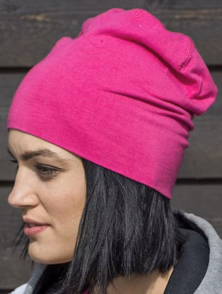 Cerise Mössa "DATE" svart
