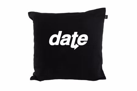 Svart Kuddfodral "DATE"