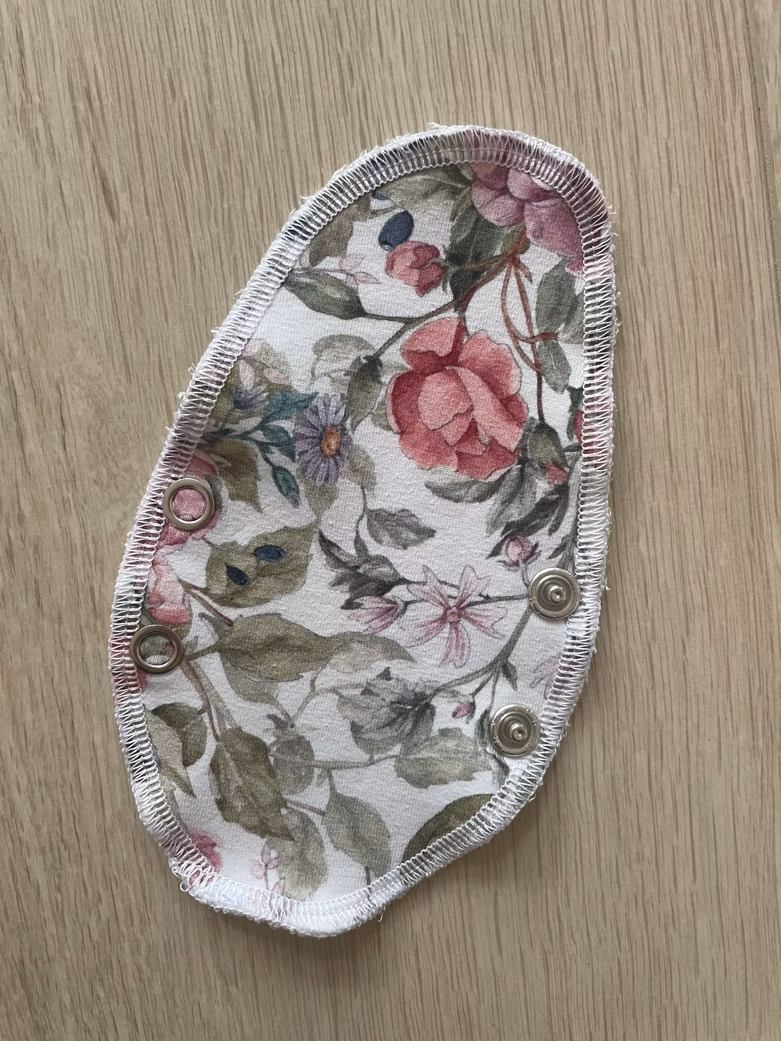 Trosskydd string/brazilian med stickad bambu