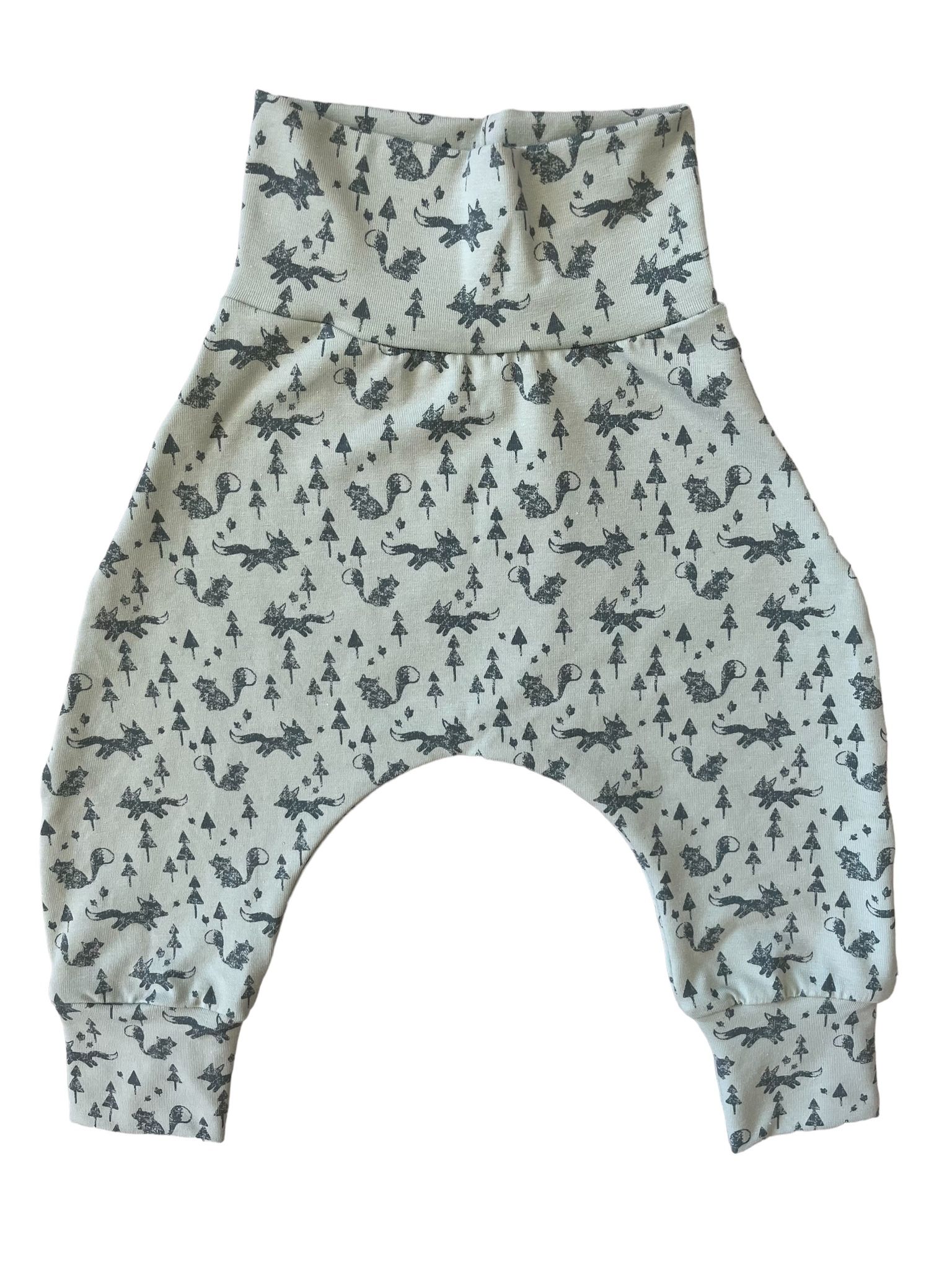 Färdiga babybyxor 62/68