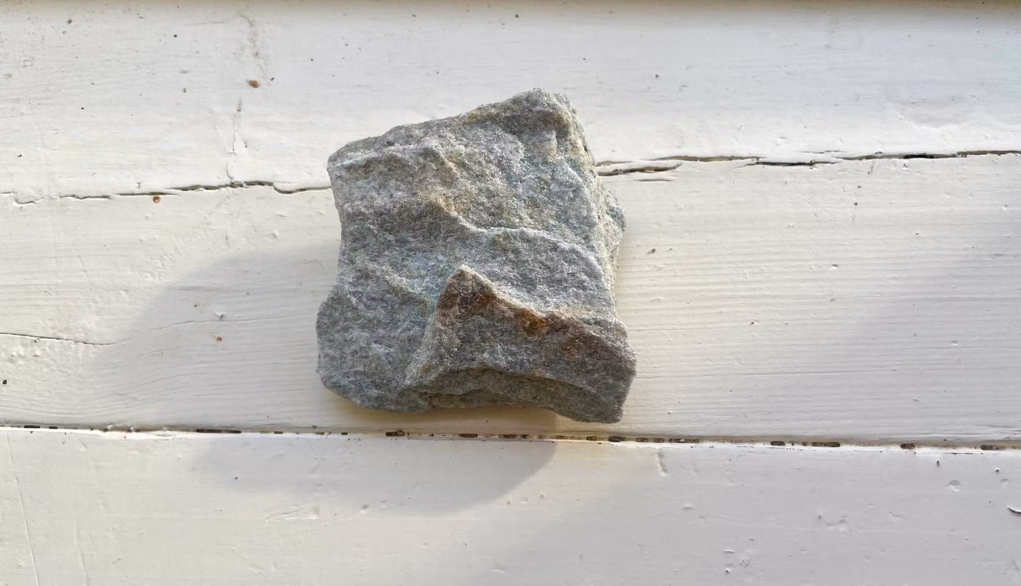 Rå blå kyanit