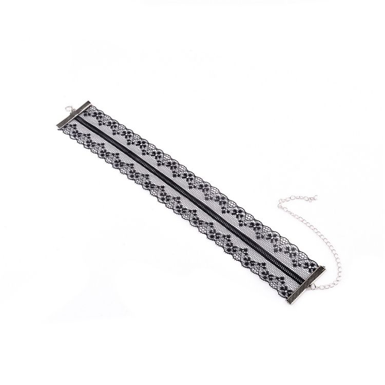 Phaedra Black Lace Choker