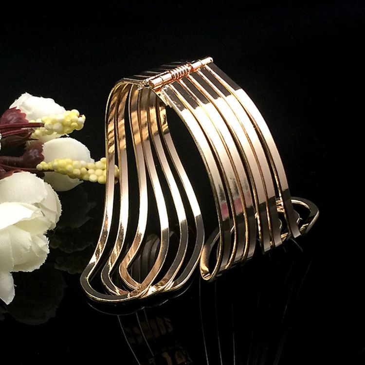 Ronya Gold Bracelet