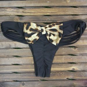 Amani Bottom Leo