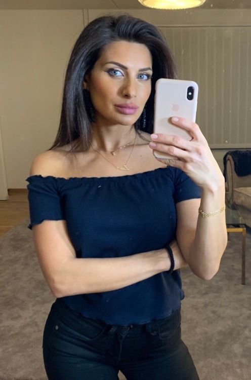Adrianna Off Shoulder Top Navy