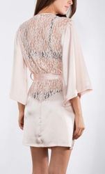 Ellie Robe With Lace In The Back