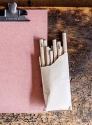 BRÛT CLIPBOARD PINK