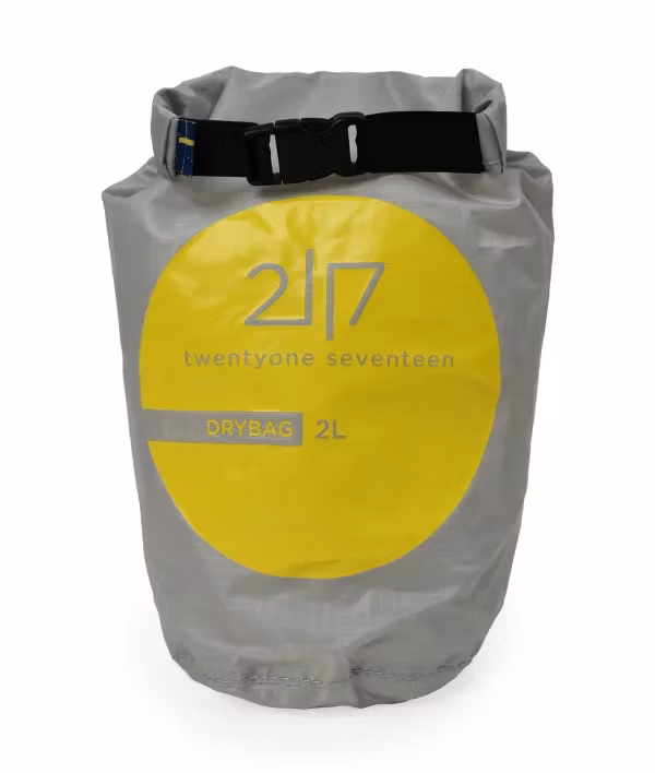 DRYBAG'S - Keeps your luggage and gear dry- Lightweight Closes with plastic buckle
