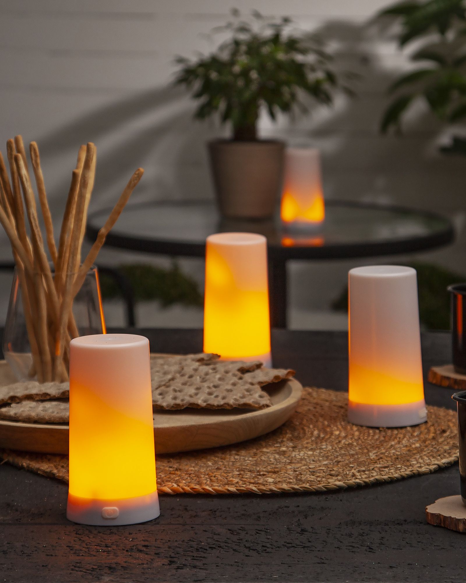 Start-Kit LED-Dinner Candles inklusive laddare Set av 5