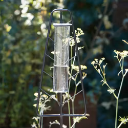 Regnmätare för trädgård, Triangel