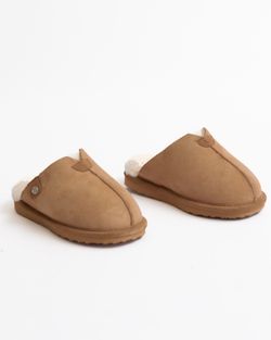 ÅBO Fårskinnstofflor från Axelda, Chestnut/Creme