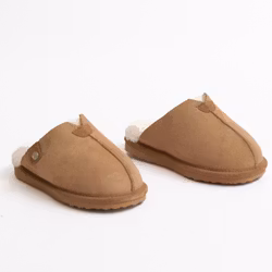 ÅBO Fårskinnstofflor från Axelda, Chestnut/Creme