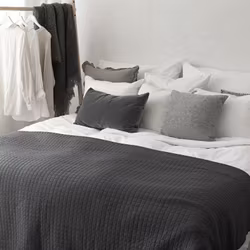 Quiltat Sängöverkast i Tvättad Linnelook 250x250cm, Grå
