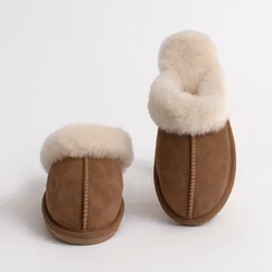 SANDEFJORD Fårskinnstofflor, Brown