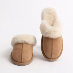 SANDEFJORD Fårskinnstofflor, Beige