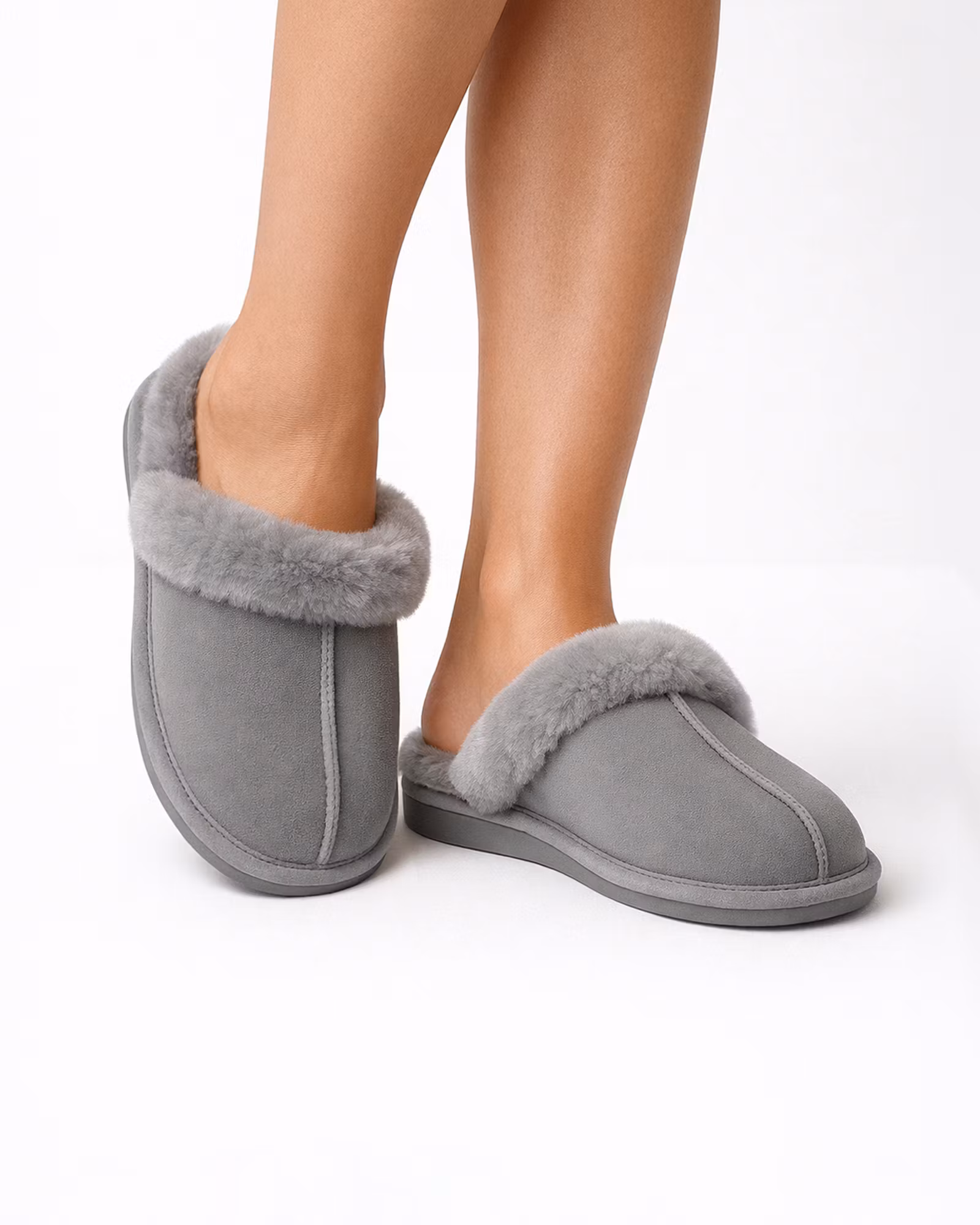 SANDEFJORD Fårskinnstofflor, Ljusgrå