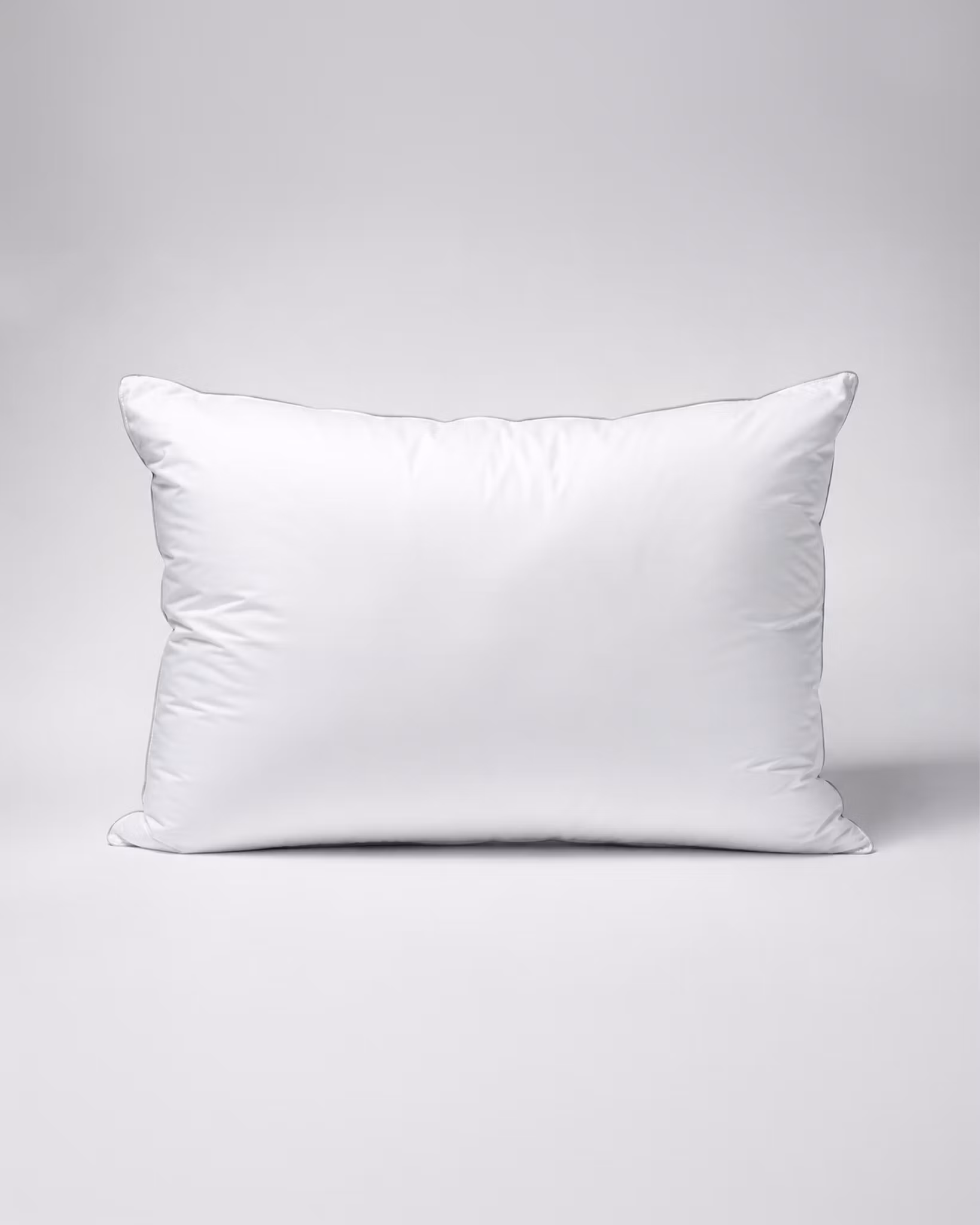 Sovkudde 65x90 cm – Medelhög Kudde med Lyxig Hotellkänsla