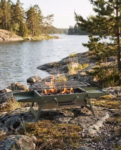 Portabel BBQ Grill – Hopfällbar för Outdoor & Friluftsliv - Svart