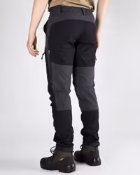 4H24 Outdoorbyxa 4-vägsstretch & Ventilation, Herr Short Fit - Mörkgrå | Mountain Trekking