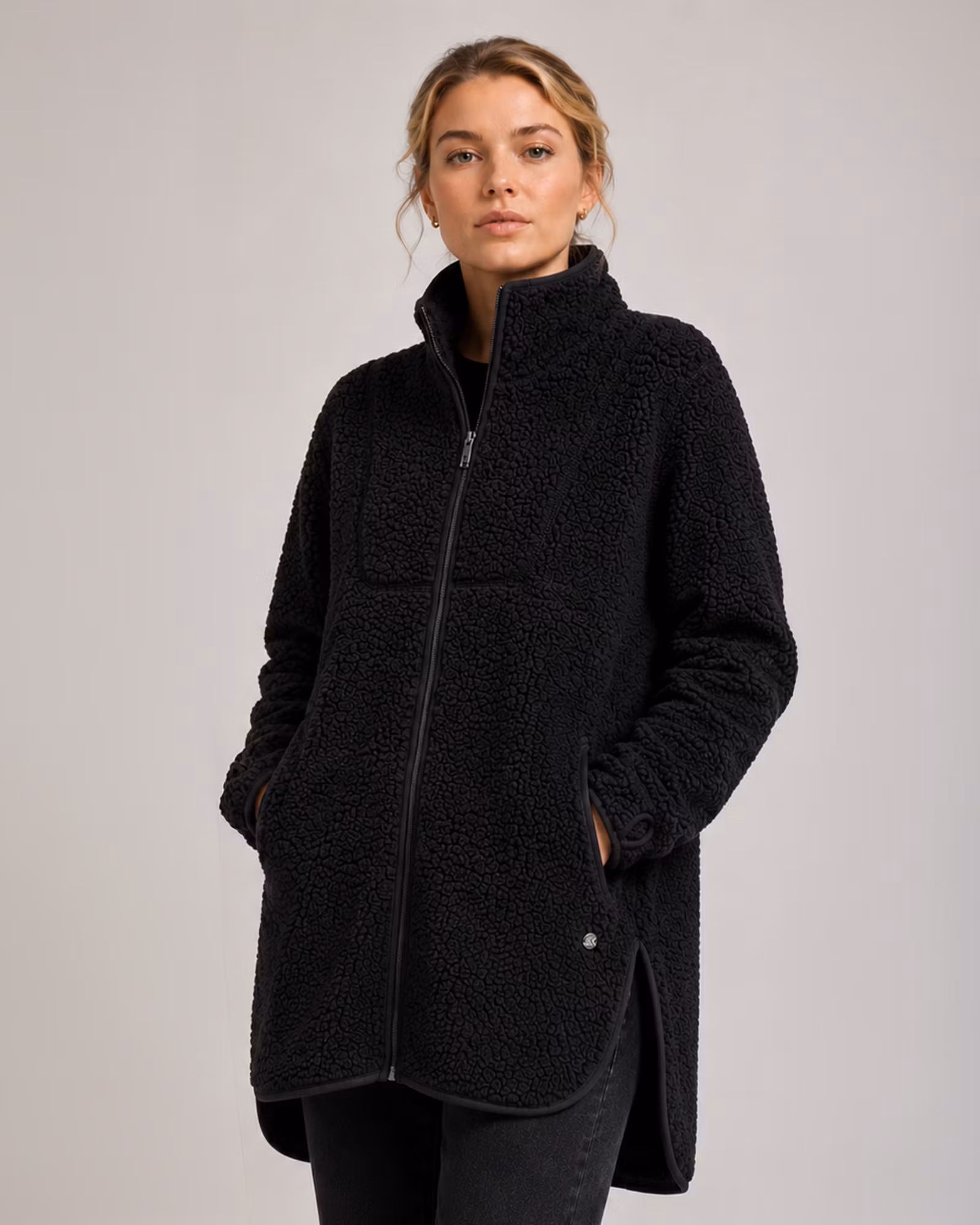 Teddyjacka Celine Dam | Mjuk Teddy-Pile & Loose Fit - Svart