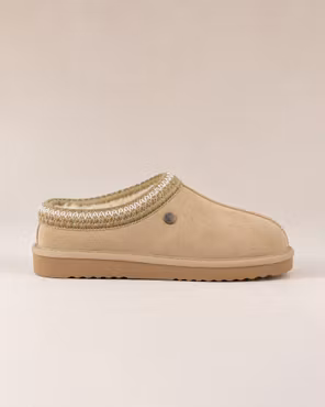 Yrsa MJÙKA Fårskinnstofflor – Mocka & Ull | Ljus Beige