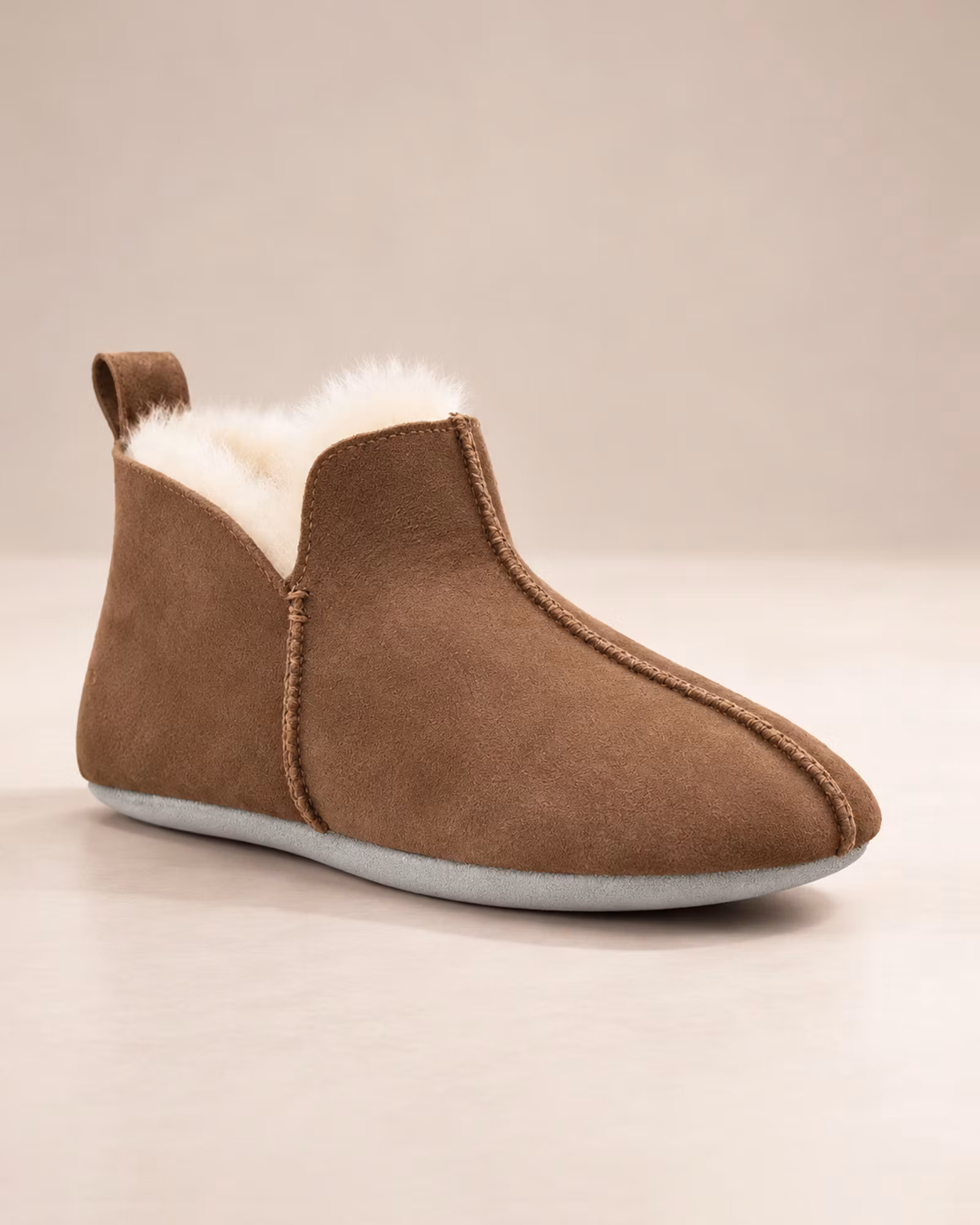 Fjällnäs Fårskinnstofflor Dam & Herr – Ankelhög | Brun